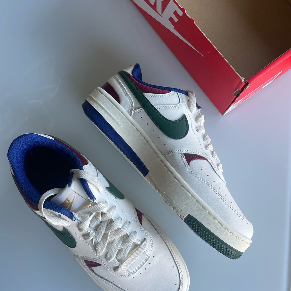 Nike Multicolor Sneakers